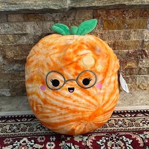Judy the tangerine squishmallow!